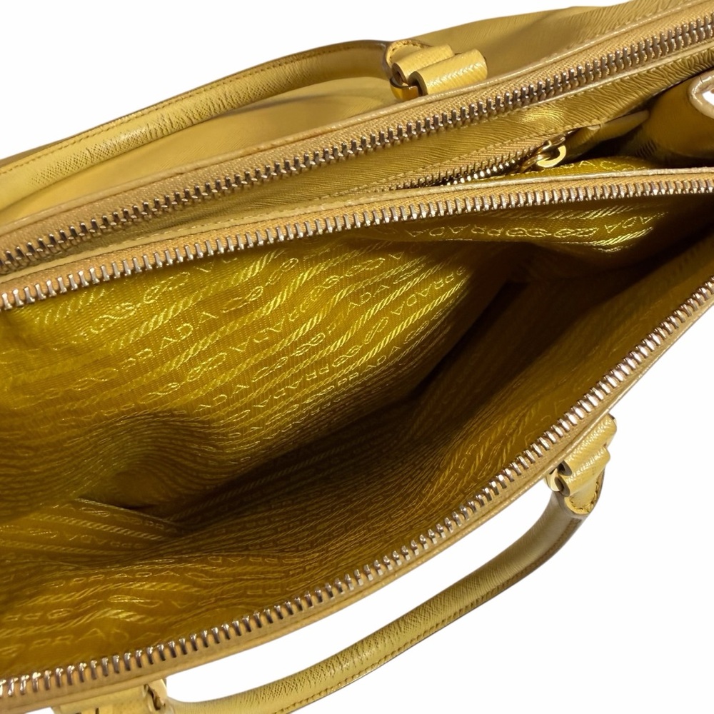 Authentic Prada Ginestra Saffiano Lux Leather Large Galleria‎ Tote - Picture 11 of 16